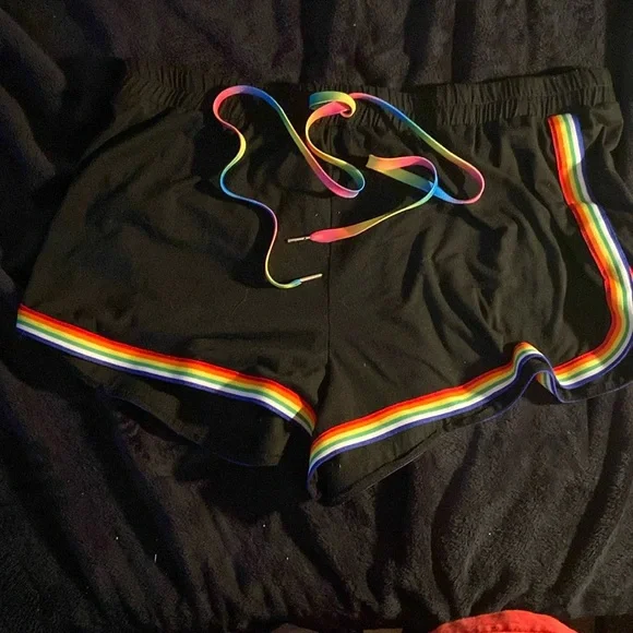 Pride shorts - Picture 1 of 2